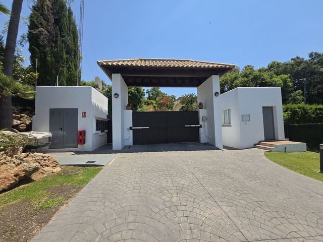 5 Zimmer Haus zu verkaufen in Golden Mile, Marbella mit Pool - 1.695.000 € (Ref: 9976566)