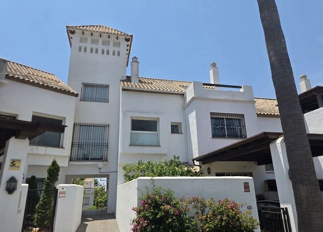 Casa de 5 habitaciones en Golden Mile, Marbella en venta con piscina - 1.695.000 € (Ref: 9976566)