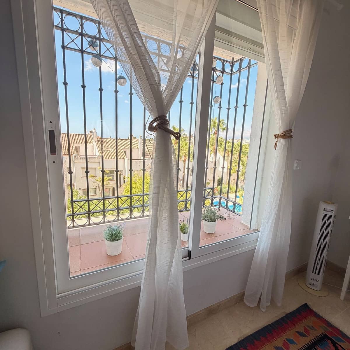 5 bedroom Townhouse for sale in Golden Mile with pool garage - € 1,695,000 (Ref: 9976566)