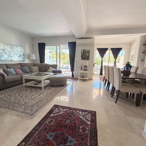 5 sovrum Hus till salu i Golden Mile, Marbella med pool garage - 1 695 000 € (Ref: 9976566)