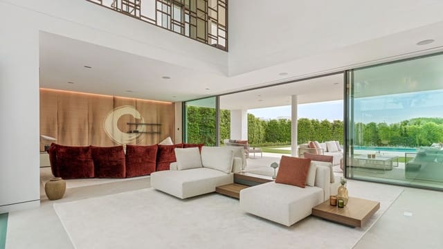 5 soveværelse Villa til salg i Golden Mile, Marbella med swimmingpool - € 11.300.000 (Ref: 9976568)