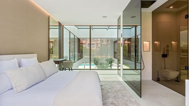 5 soveværelse Villa til salg i Golden Mile, Marbella med swimmingpool - € 11.300.000 (Ref: 9976568)