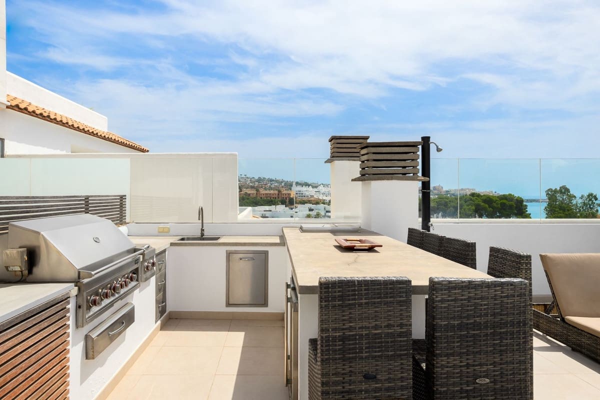 2 camera da letto Appartamento in vendita in Estepona con piscina garage - 795.000 € (Rif: 9976570)