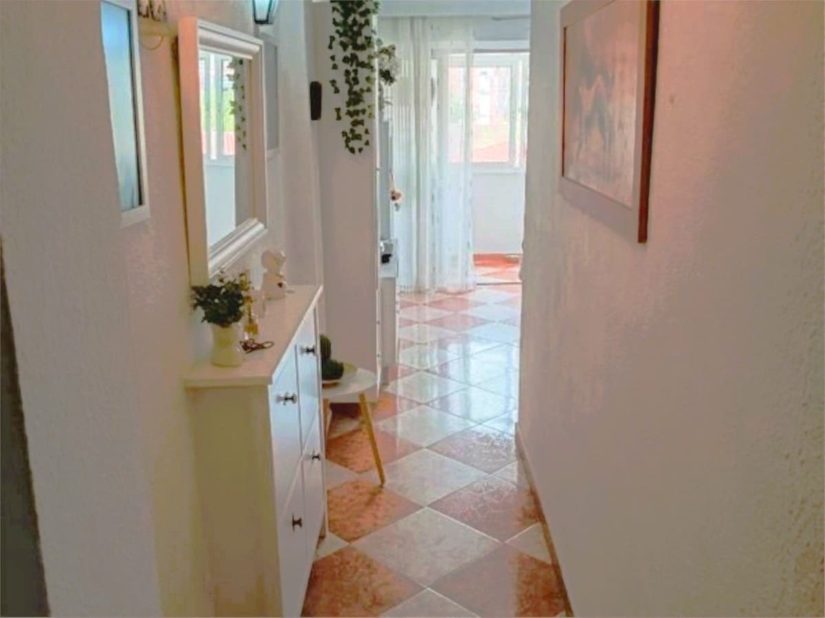 3 makuuhuone Huoneisto myytävänä paikassa Malaga kaupunki - 247 000 € (Ref: 9976572)