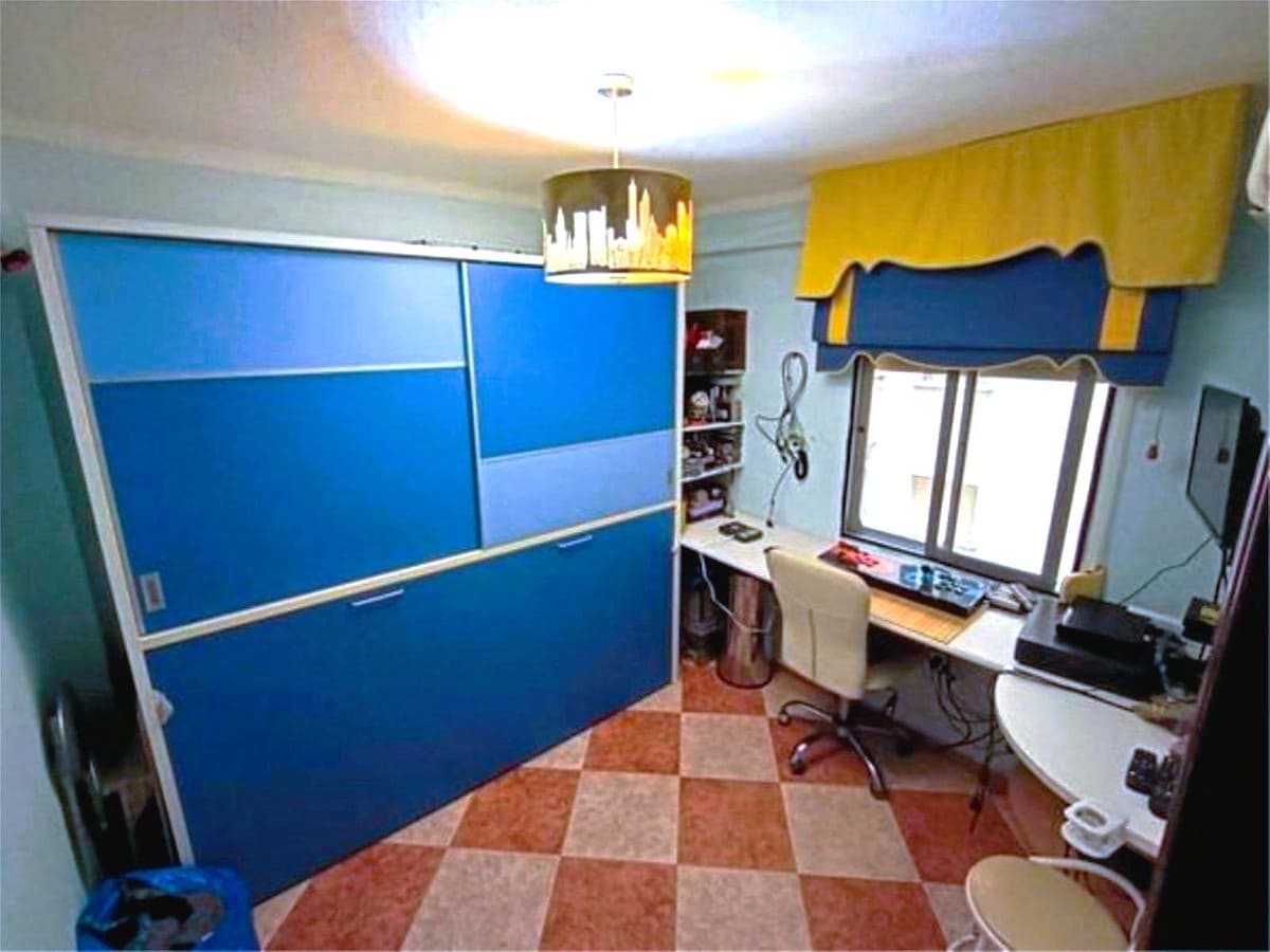 3 makuuhuone Huoneisto myytävänä paikassa Malaga kaupunki - 247 000 € (Ref: 9976572)
