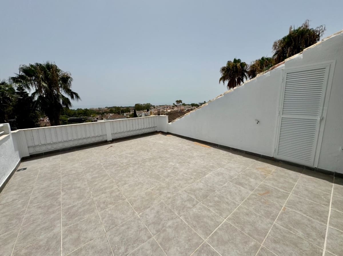 Apartamento de 3 habitaciones en Atalaya-Isdabe en venta con piscina - 698.000 € (Ref: 9977907)