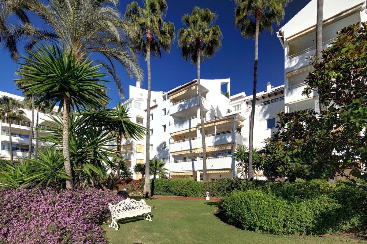 Apartamento de 3 habitaciones en Atalaya-Isdabe en venta con piscina - 698.000 € (Ref: 9977907)