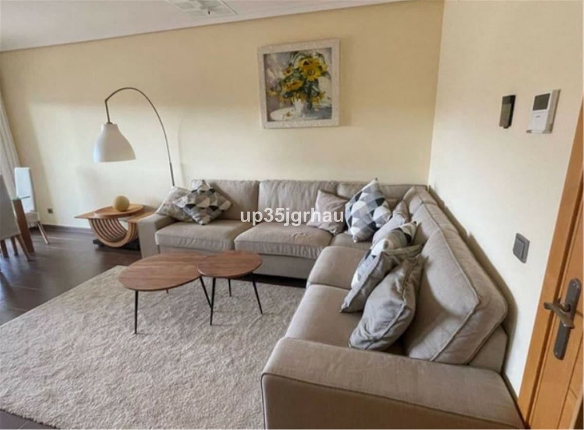 2 soverom Leilighet til salgs i New Golden Mile med svømmebasseng garasje - € 399 900 (Ref: 9977908)