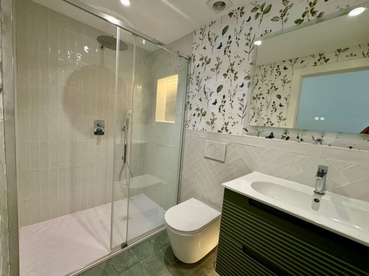 Apartamento de 2 habitaciones en Atalaya-Isdabe en venta con piscina - 378.000 € (Ref: 9981576)