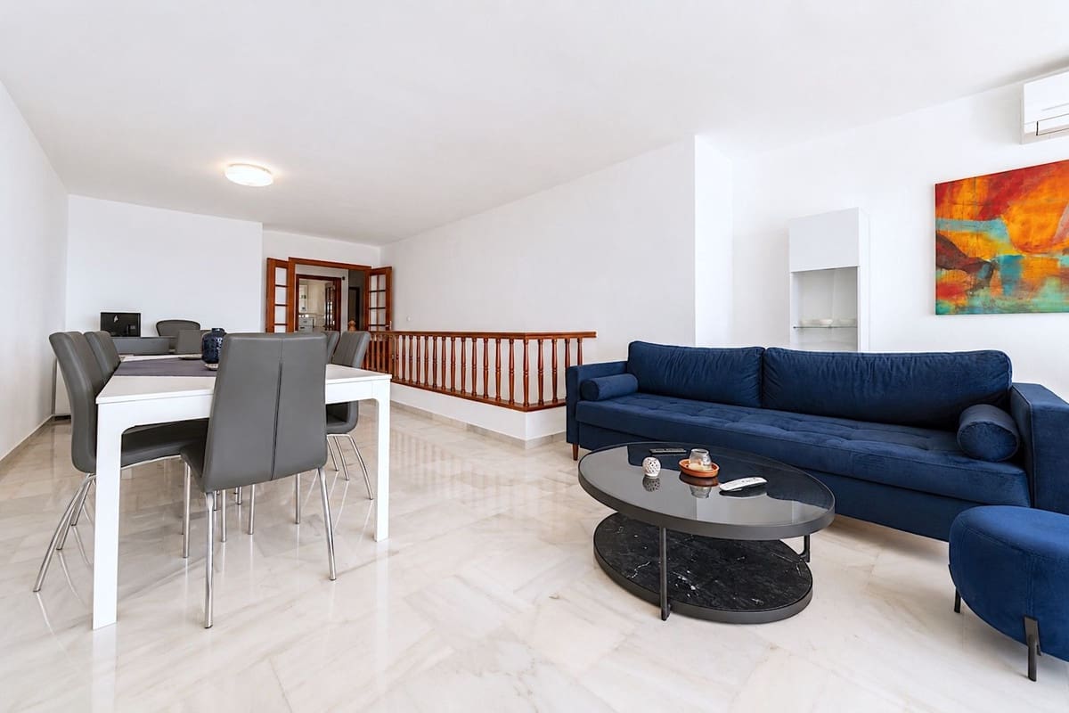5 soverom Leilighet til salgs i Estepona - € 750 000 (Ref: 9981577)