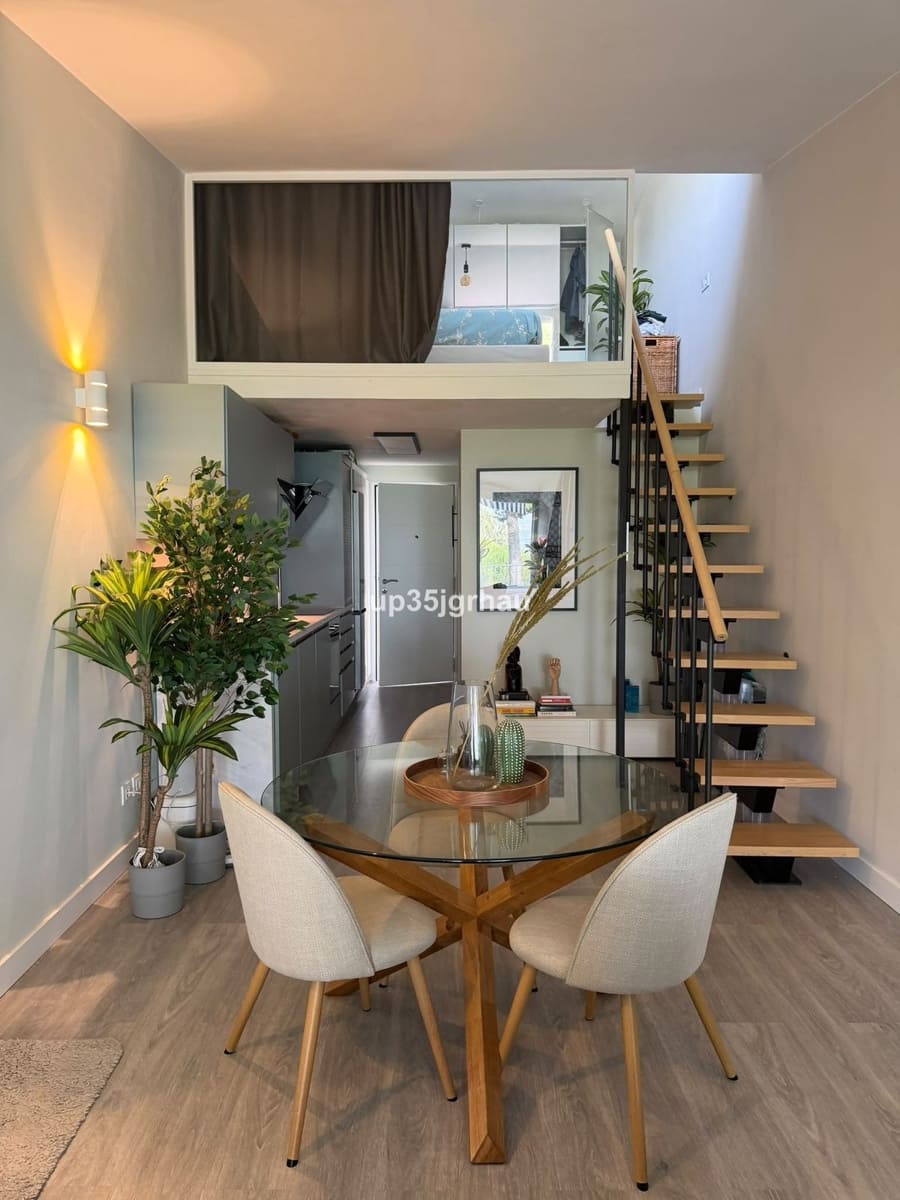 1 sypialnia Apartament na sprzedaż w Estepona - 289 900 € (Ref: 9981579)