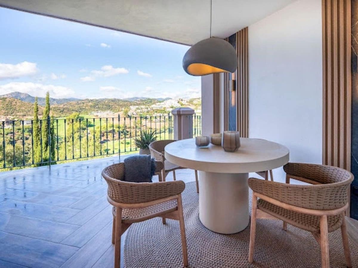 3 Zimmer Haus zu verkaufen in La Quinta mit Pool - 1.395.000 € (Ref: 9981581)