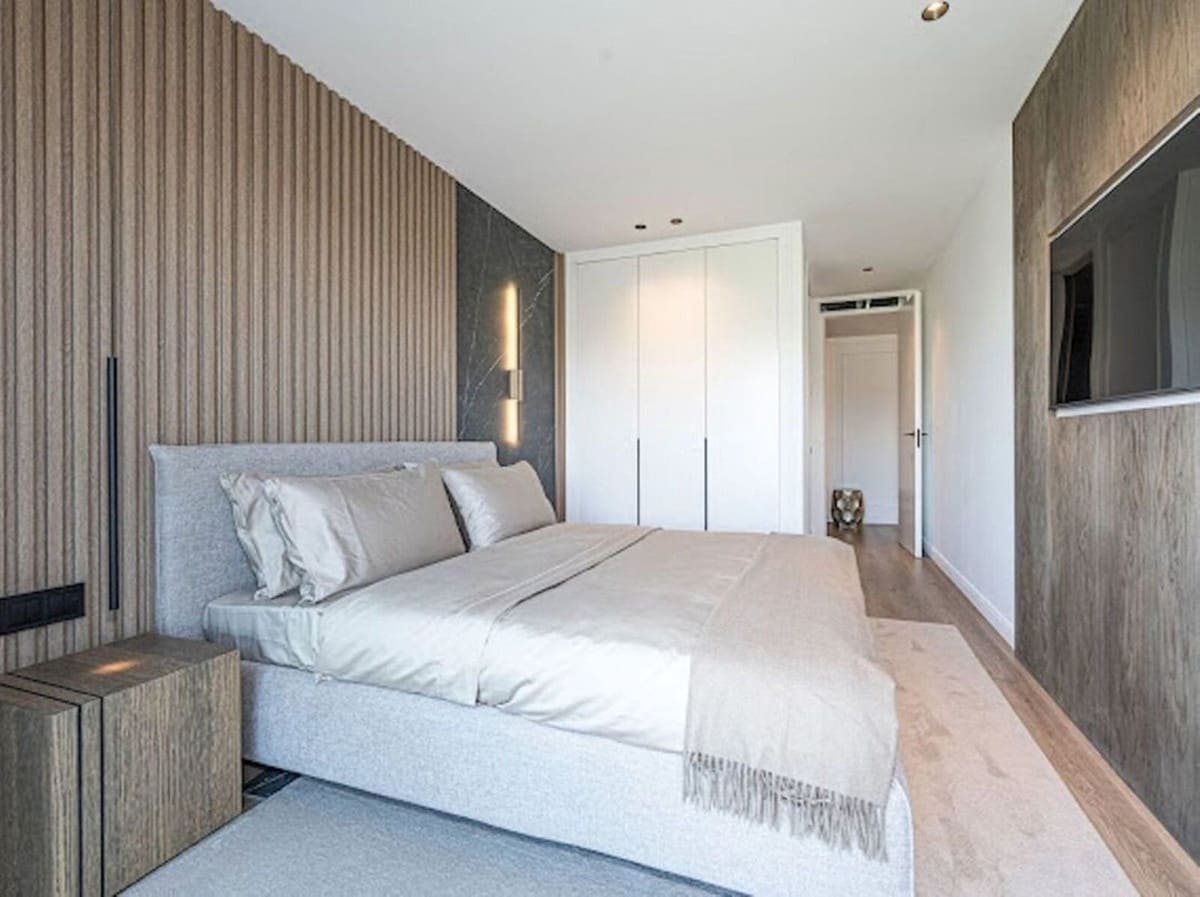 3 Zimmer Haus zu verkaufen in La Quinta mit Pool - 1.395.000 € (Ref: 9981581)