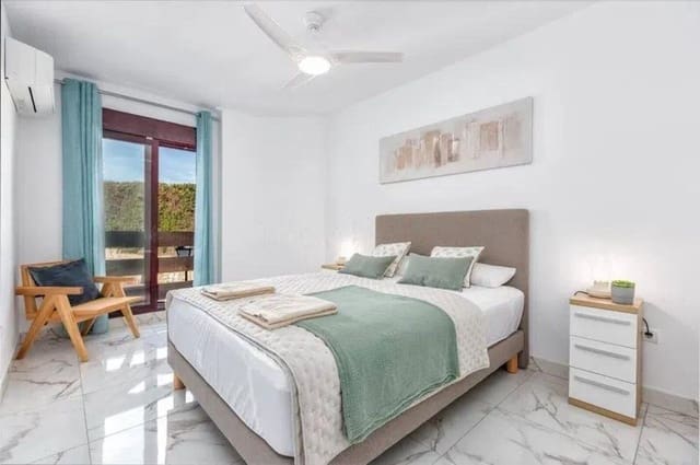 3 soveværelse Lejlighed til salg i Nueva Andalucia, Marbella med swimmingpool - € 549.000 (Ref: 9981582)