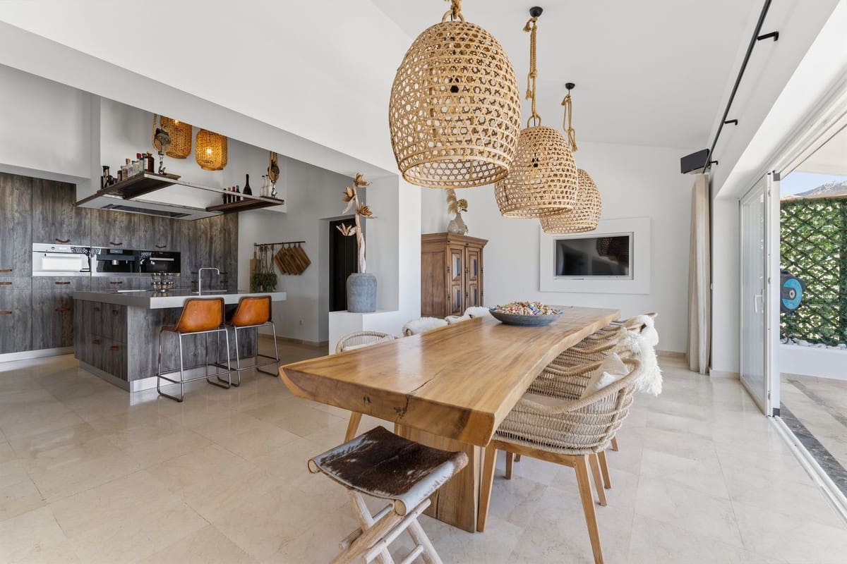 11 makuuhuone Huvila myytävänä paikassa Mijas mukana uima-altaan - 3 500 000 € (Ref: 9981583)