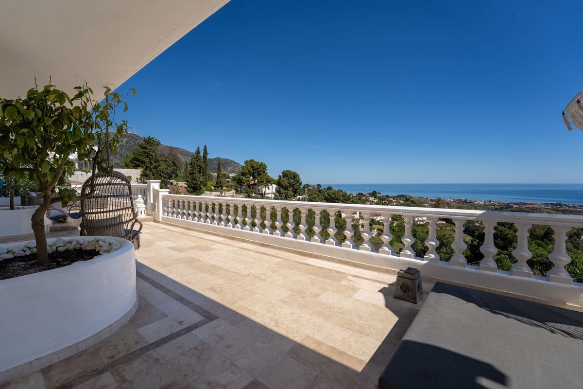 11 makuuhuone Huvila myytävänä paikassa Mijas mukana uima-altaan - 3 500 000 € (Ref: 9981583)