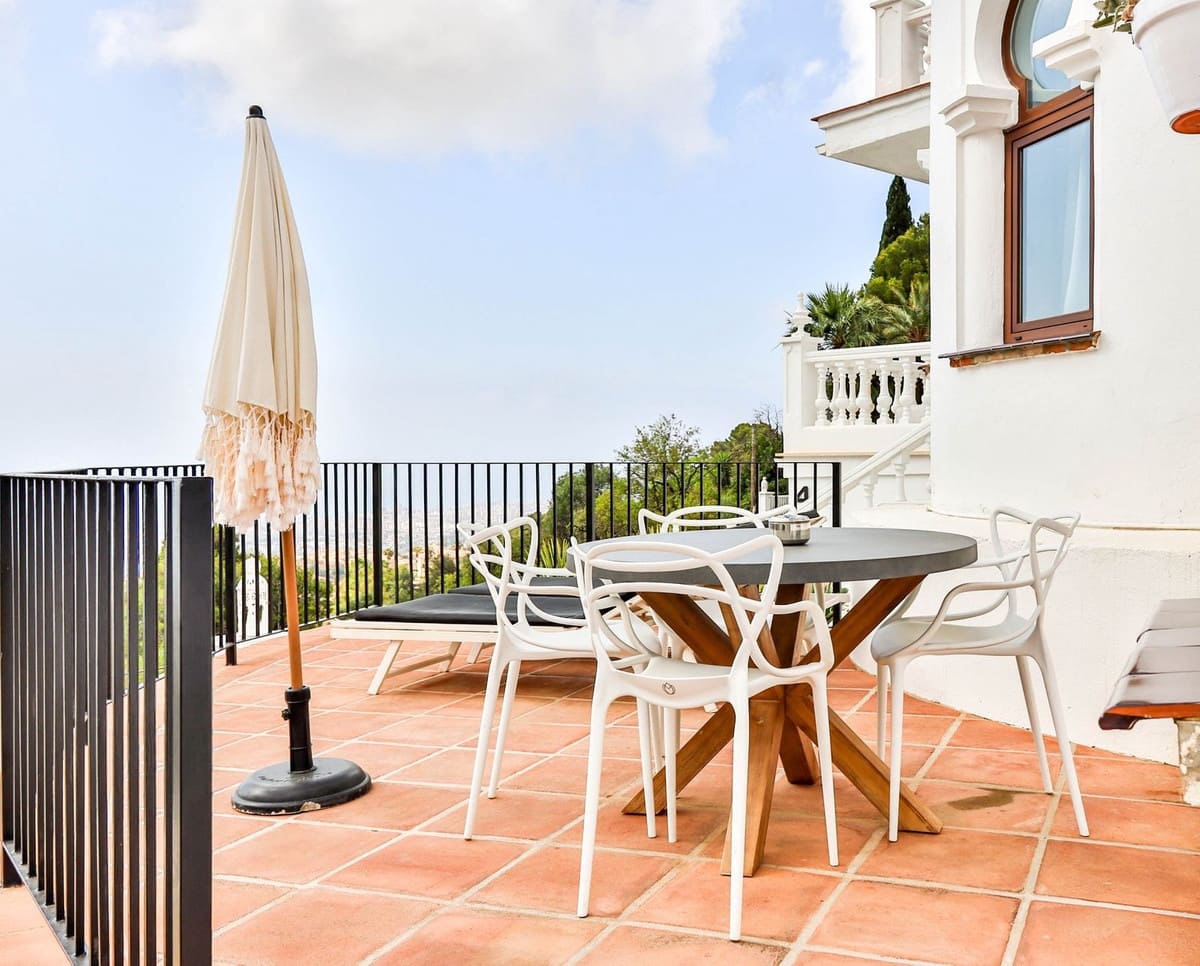 11 makuuhuone Huvila myytävänä paikassa Mijas mukana uima-altaan - 3 500 000 € (Ref: 9981583)