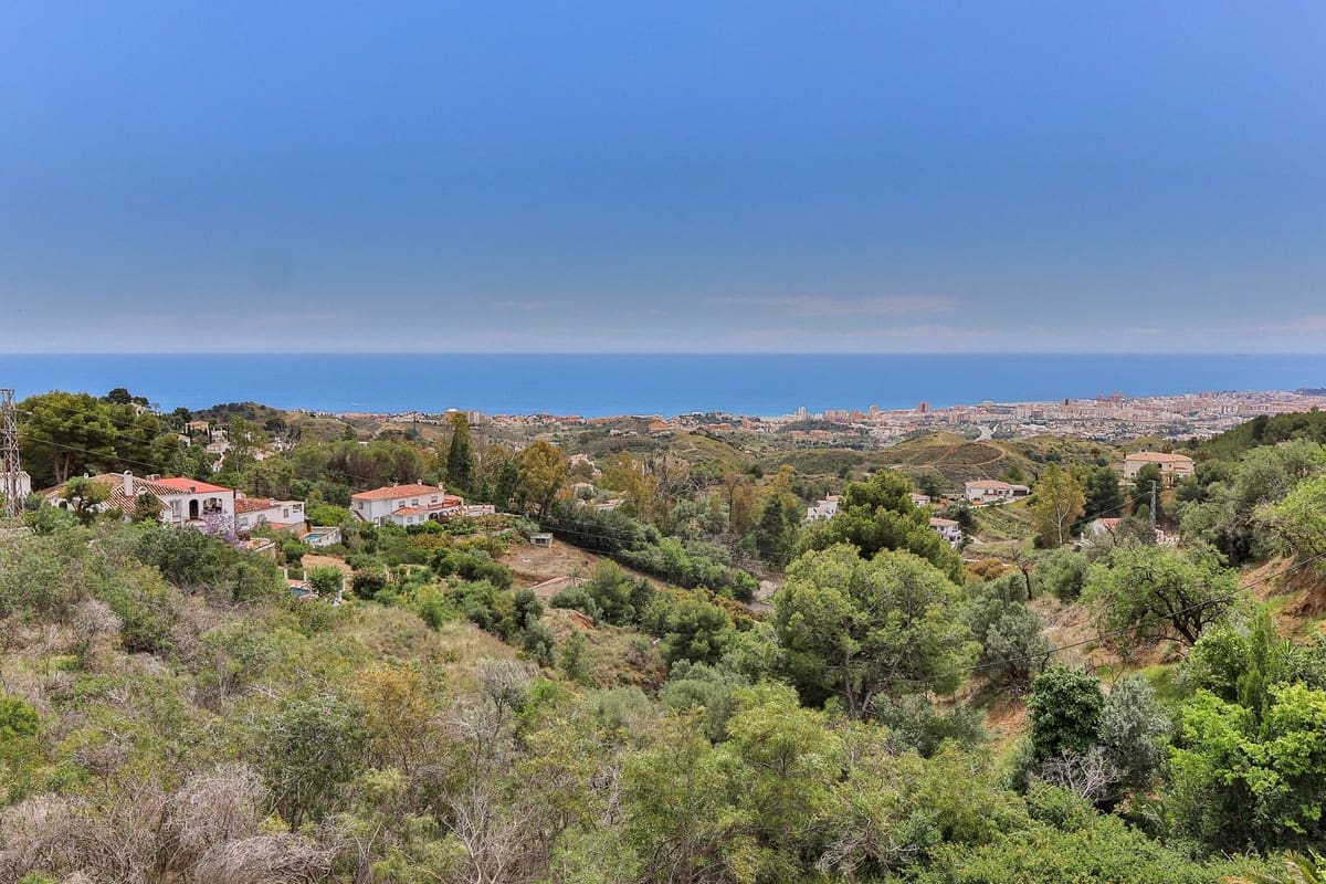 11 makuuhuone Huvila myytävänä paikassa Mijas mukana uima-altaan - 3 500 000 € (Ref: 9981583)