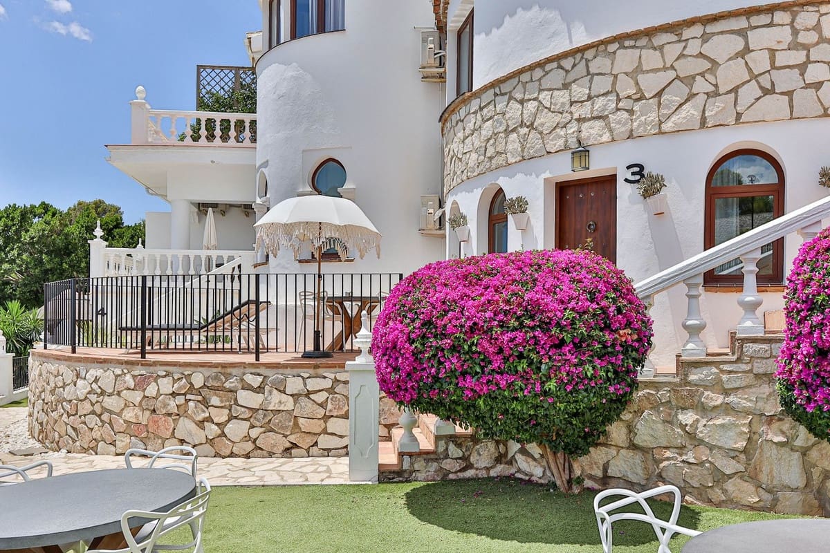 11 makuuhuone Huvila myytävänä paikassa Mijas mukana uima-altaan - 3 500 000 € (Ref: 9981583)