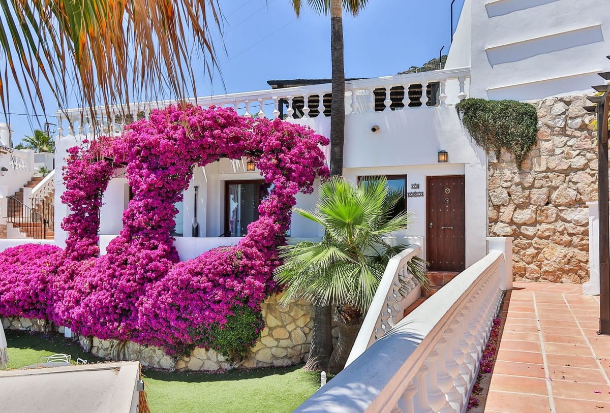 11 makuuhuone Huvila myytävänä paikassa Mijas mukana uima-altaan - 3 500 000 € (Ref: 9981583)