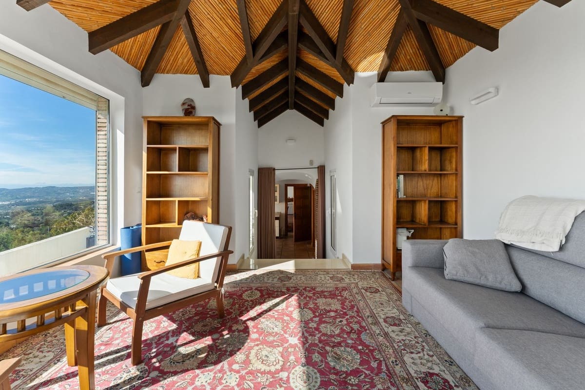 3 slaapkamer Villa te koop in Mijas met zwembad - € 1.460.000 (Ref: 9981587)