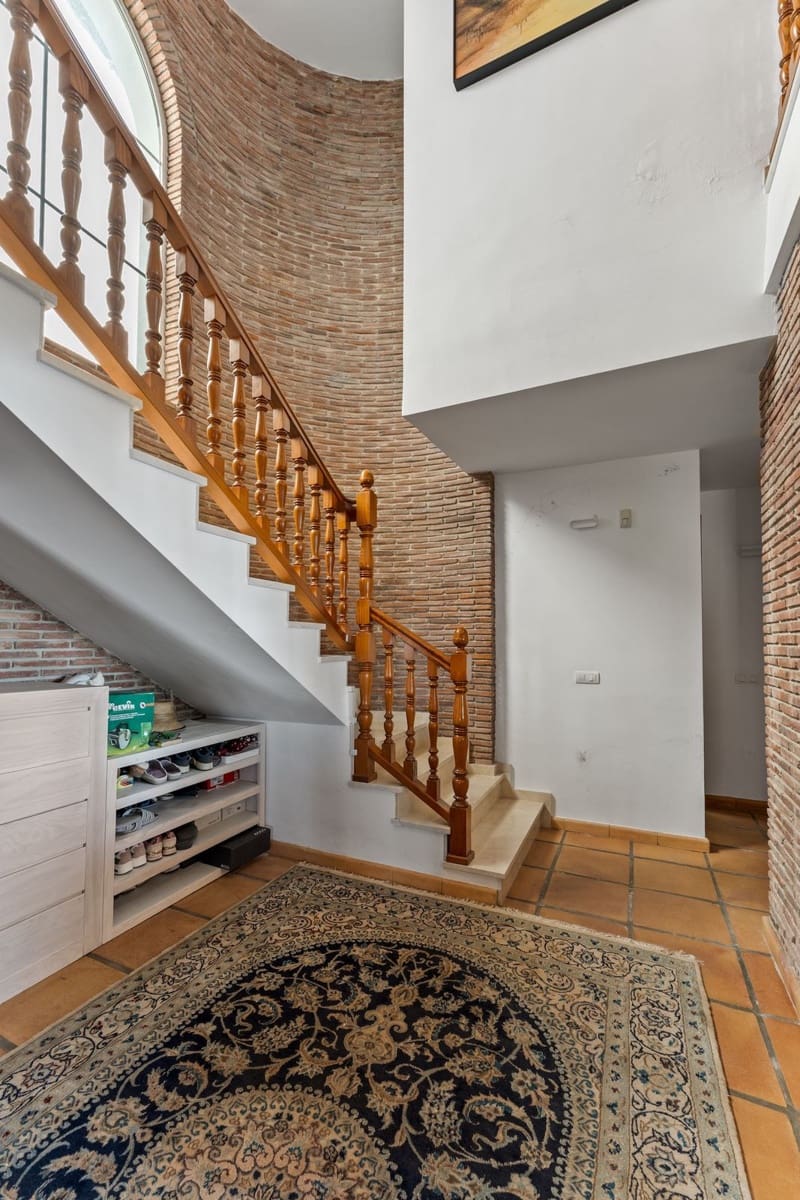 3 slaapkamer Villa te koop in Mijas met zwembad - € 1.460.000 (Ref: 9981587)