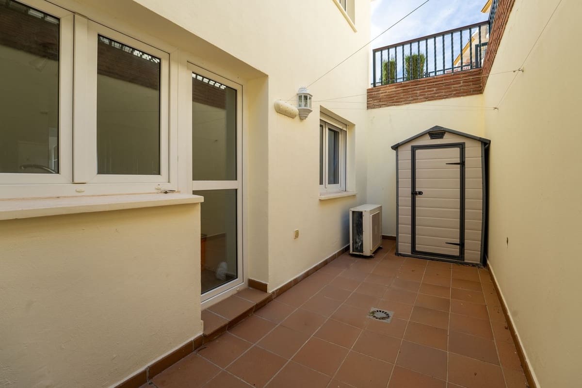 2 slaapkamer Appartement te koop in Benalmadena met zwembad - € 540.000 (Ref: 9981589)