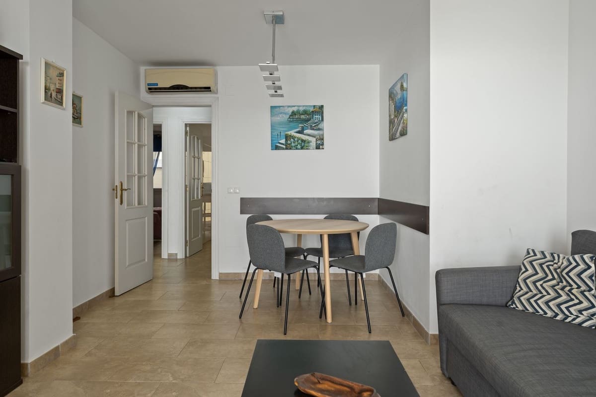 2 slaapkamer Appartement te koop in Benalmadena met zwembad - € 540.000 (Ref: 9981589)