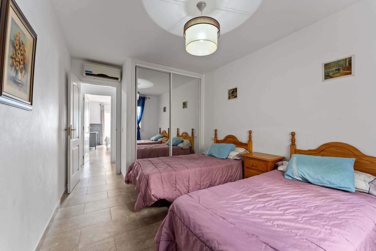 2 slaapkamer Appartement te koop in Benalmadena met zwembad - € 540.000 (Ref: 9981589)