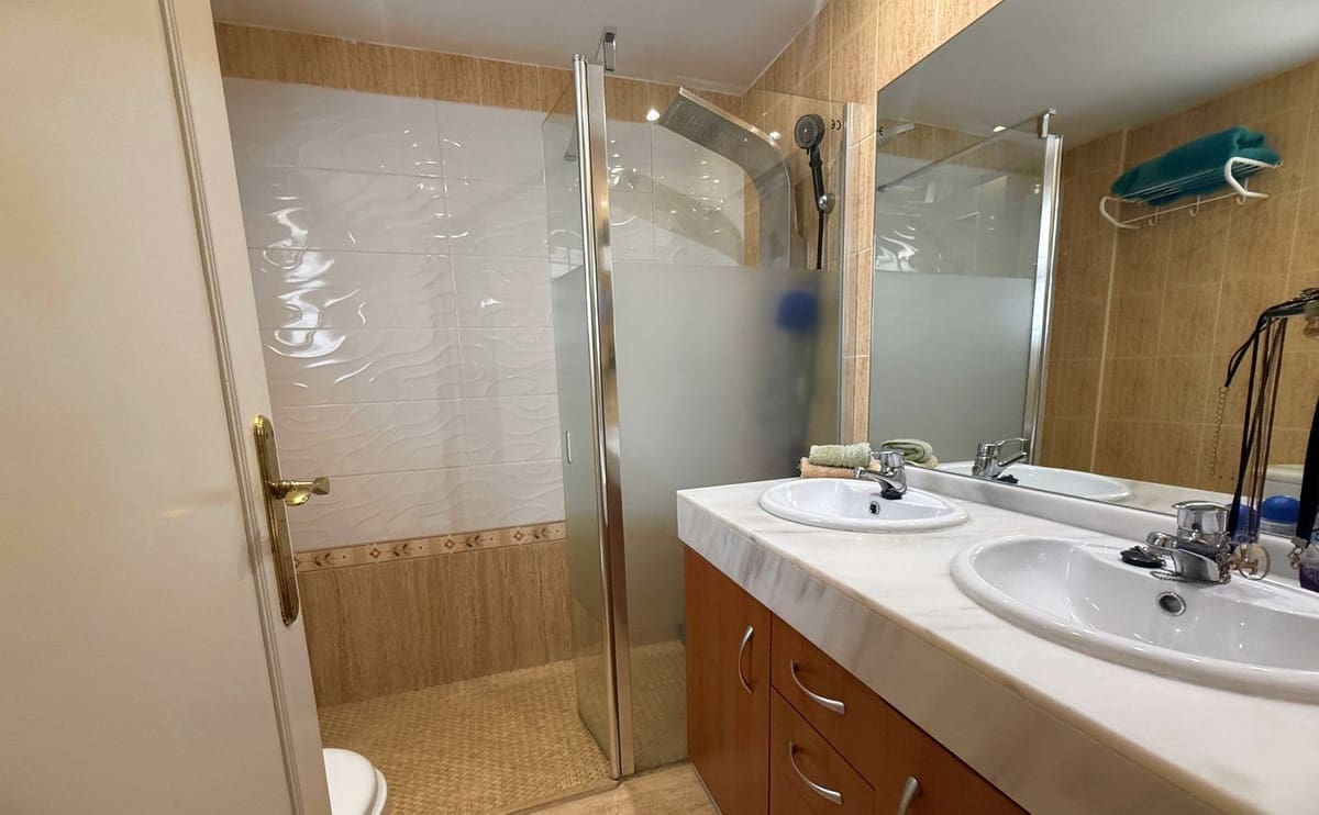 2 sypialnia Apartament na sprzedaż w Calahonda z basenem - 220 000 € (Ref: 9983296)