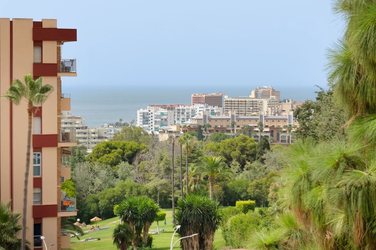2 soverom Leilighet til salgs i Benalmadena Costa med svømmebasseng - € 327 500 (Ref: 9983302)