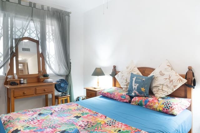 2 soverom Leilighet til salgs i Benalmadena Costa, Benalmádena med svømmebasseng - € 327 500 (Ref: 9983302)