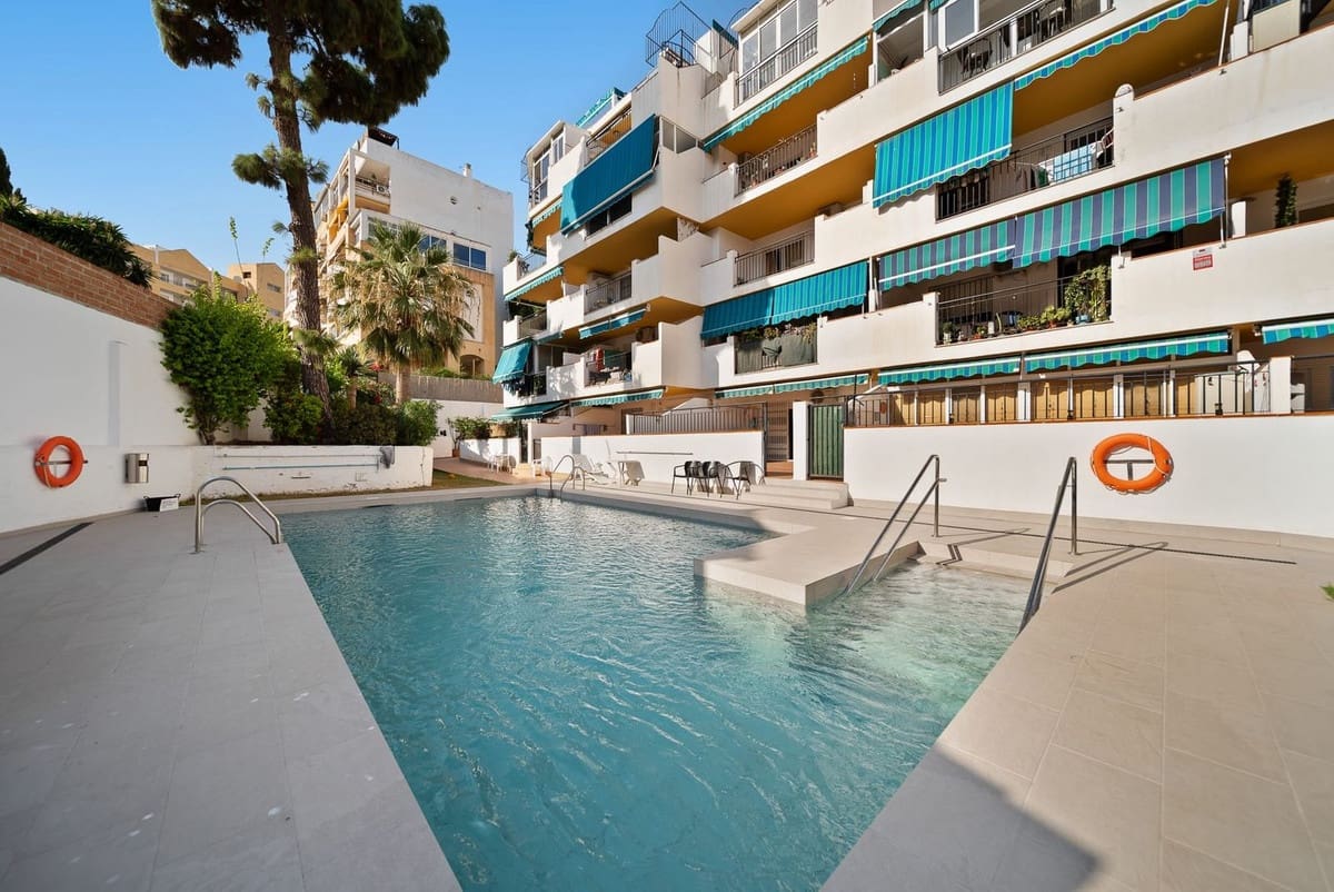 2 soverom Leilighet til salgs i Benalmadena Costa med svømmebasseng - € 327 500 (Ref: 9983302)