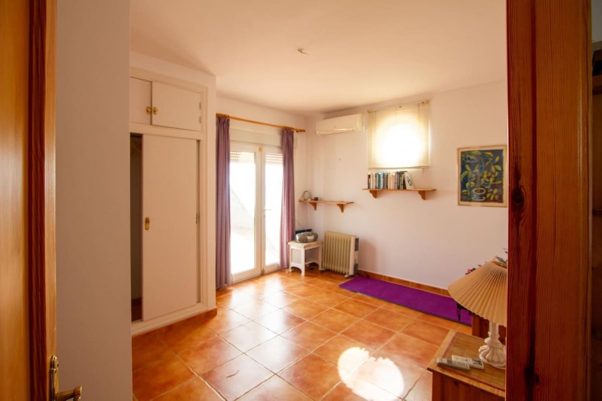 5 slaapkamer Villa te koop in Mijas Costa met zwembad garage - € 1.050.000 (Ref: 9983303)