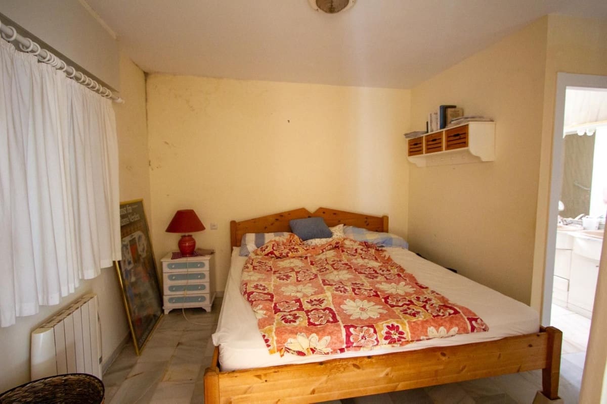 5 slaapkamer Villa te koop in Mijas Costa met zwembad garage - € 1.050.000 (Ref: 9983303)
