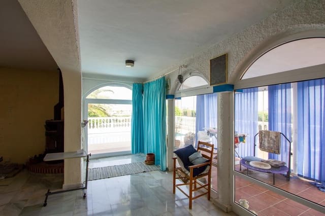 5 slaapkamer Villa te koop in Mijas Costa, Mijas met zwembad garage - € 1.050.000 (Ref: 9983303)
