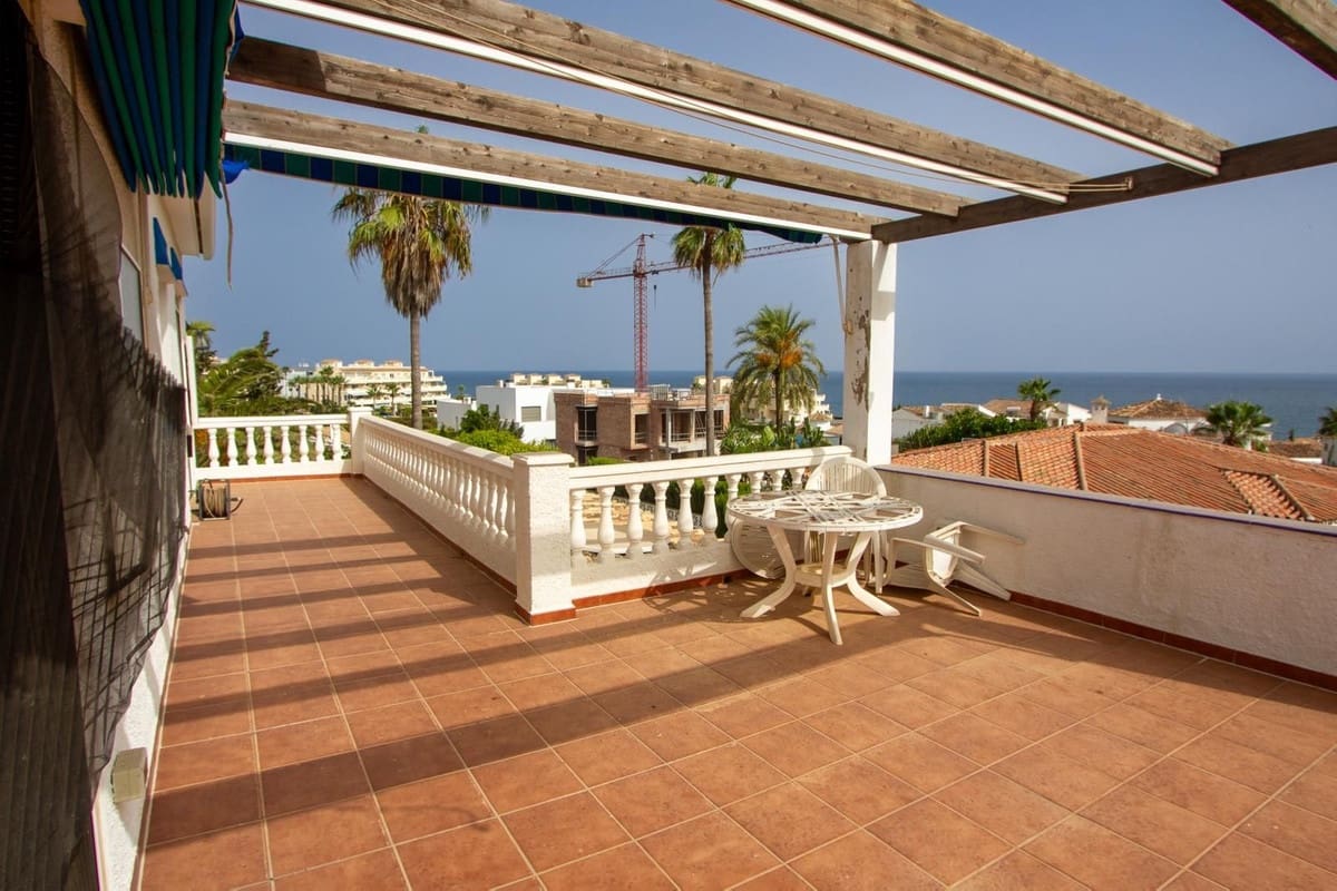 5 slaapkamer Villa te koop in Mijas Costa met zwembad garage - € 1.050.000 (Ref: 9983303)