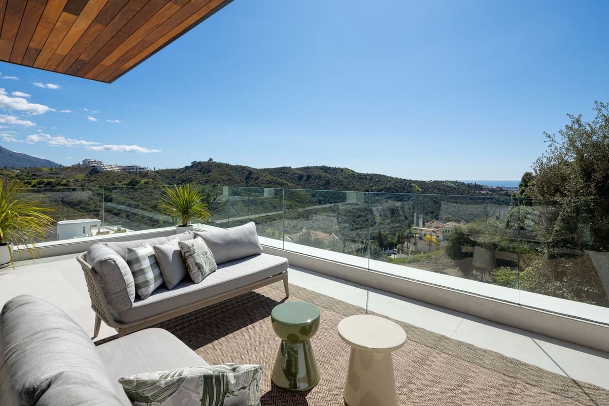 6 soveværelse Villa til salg i La Quinta med swimmingpool - € 6.995.000 (Ref: 9983306)