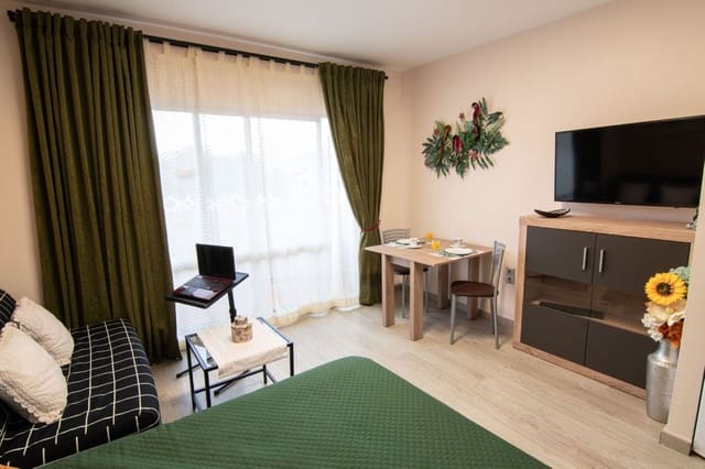 Studio til salgs i Benalmádena med svømmebasseng - € 245 000 (Ref: 9983308)