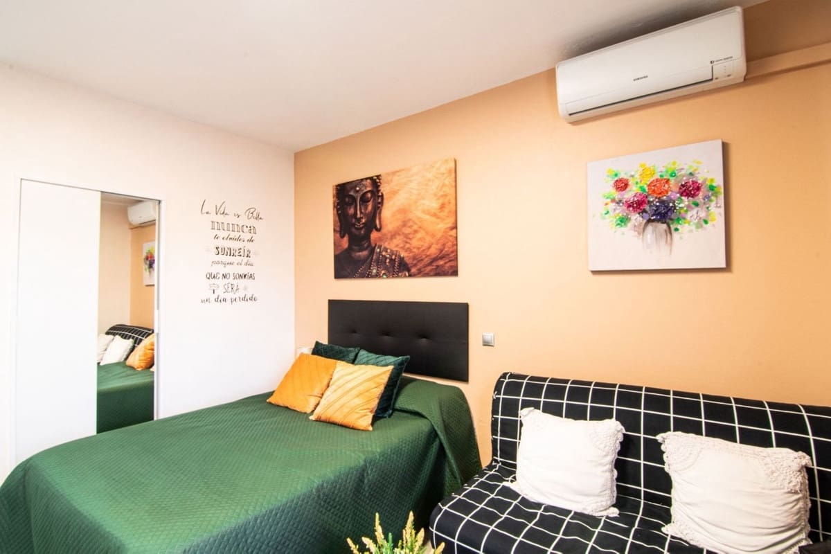Studio til salgs i Benalmadena med svømmebasseng - € 245 000 (Ref: 9983308)