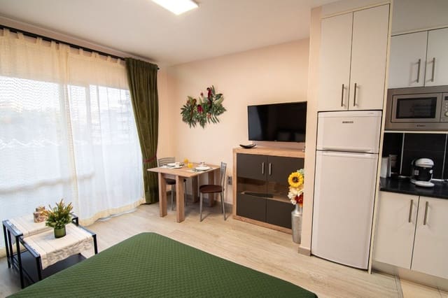 Studio til salgs i Benalmádena med svømmebasseng - € 245 000 (Ref: 9983308)
