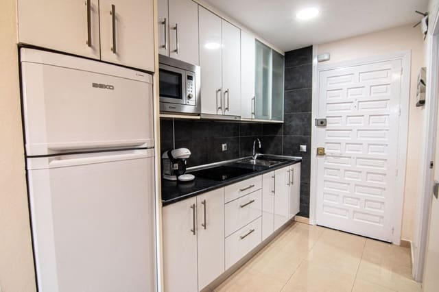 Studio til salgs i Benalmádena med svømmebasseng - € 245 000 (Ref: 9983308)