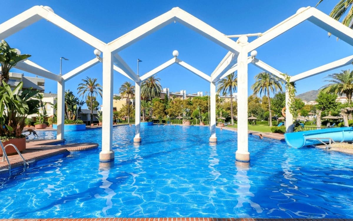 Studio til salgs i Benalmadena med svømmebasseng - € 245 000 (Ref: 9983308)