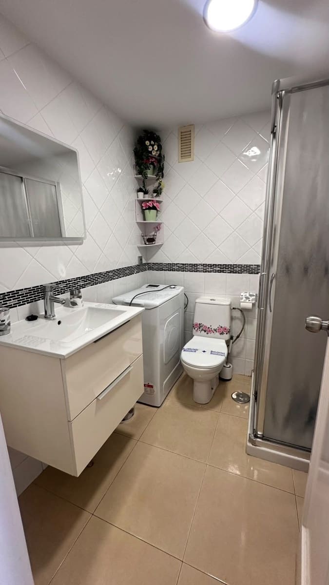 Studio for sale in Benalmadena with pool - € 245,000 (Ref: 9983308)