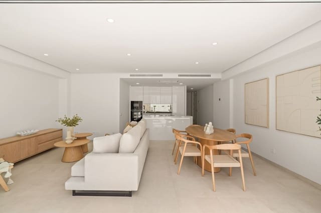 Apartamento de 3 habitaciones en La Cala de Mijas, Mijas en venta con piscina - 795.000 € (Ref: 9985902)
