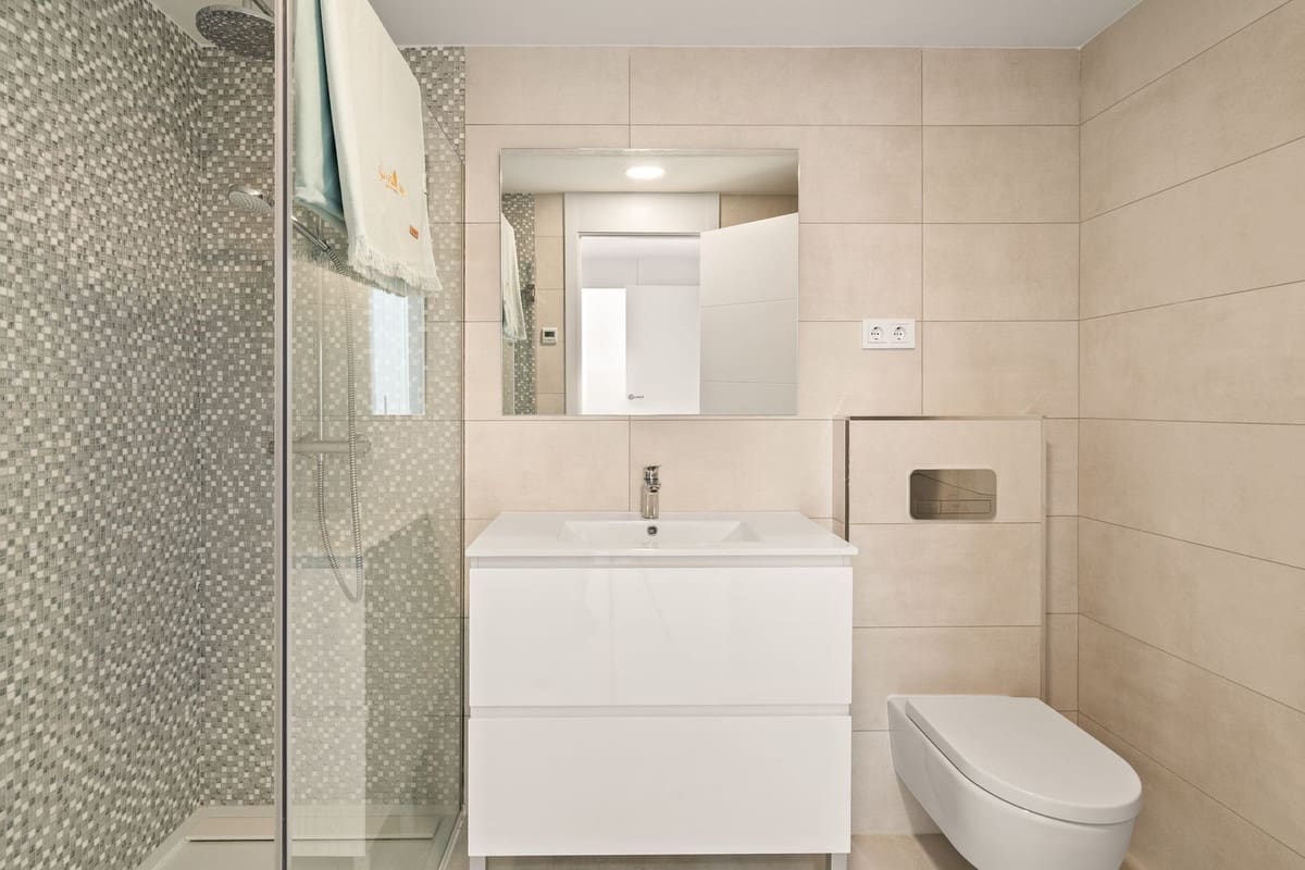 Apartamento de 3 habitaciones en La Cala de Mijas en venta con piscina - 795.000 € (Ref: 9985902)