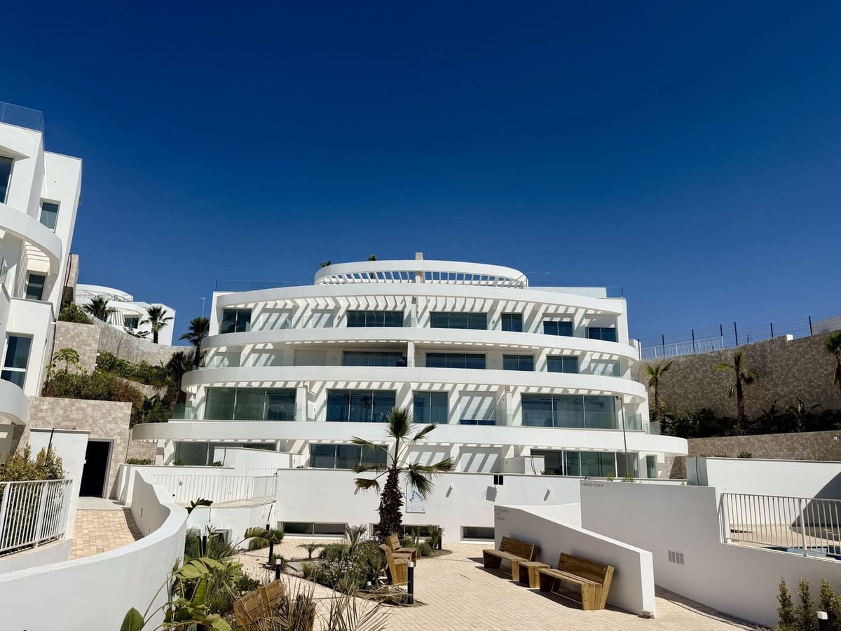 Apartamento de 3 habitaciones en La Cala de Mijas en venta con piscina - 795.000 € (Ref: 9985902)