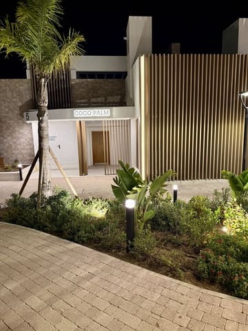 Apartamento de 3 habitaciones en La Cala de Mijas, Mijas en venta con piscina - 795.000 € (Ref: 9985902)