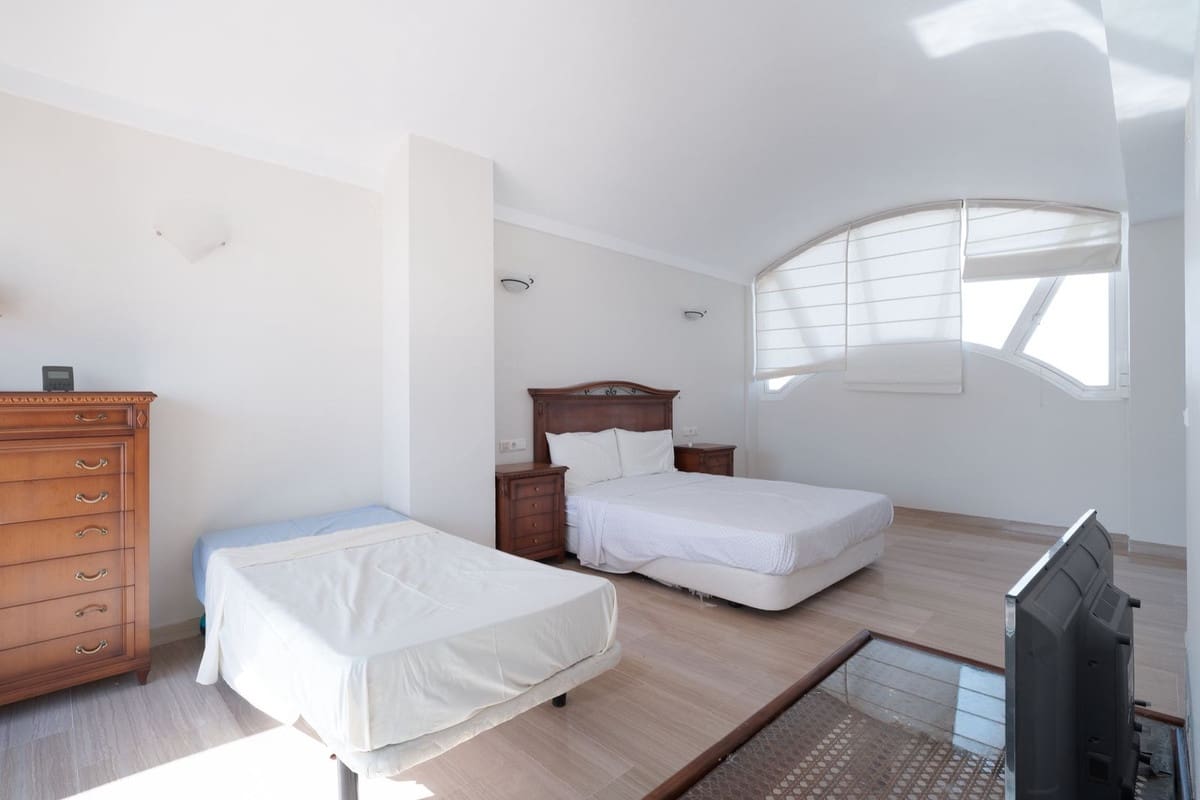 3 soverom Leilighet til salgs i Benalmadena Costa med svømmebasseng - € 745 000 (Ref: 9985904)