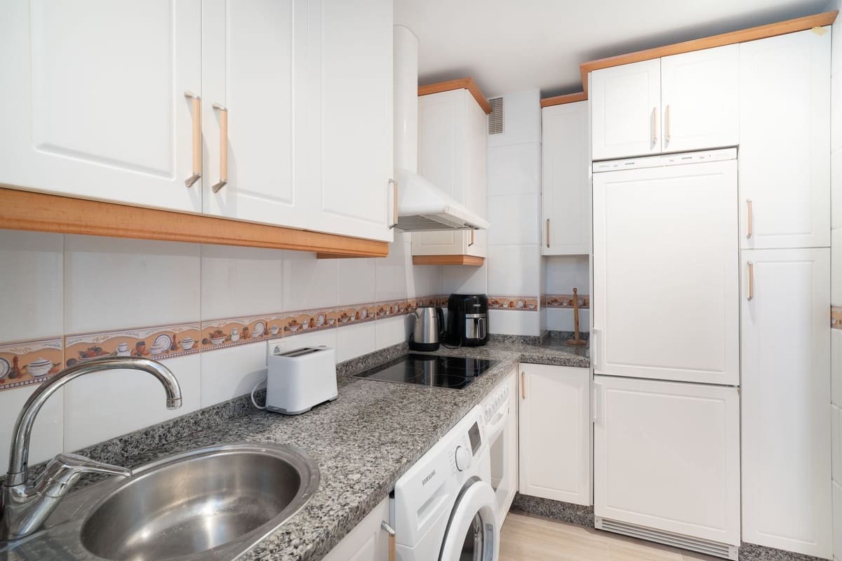 3 soverom Leilighet til salgs i Benalmadena Costa med svømmebasseng - € 745 000 (Ref: 9985904)